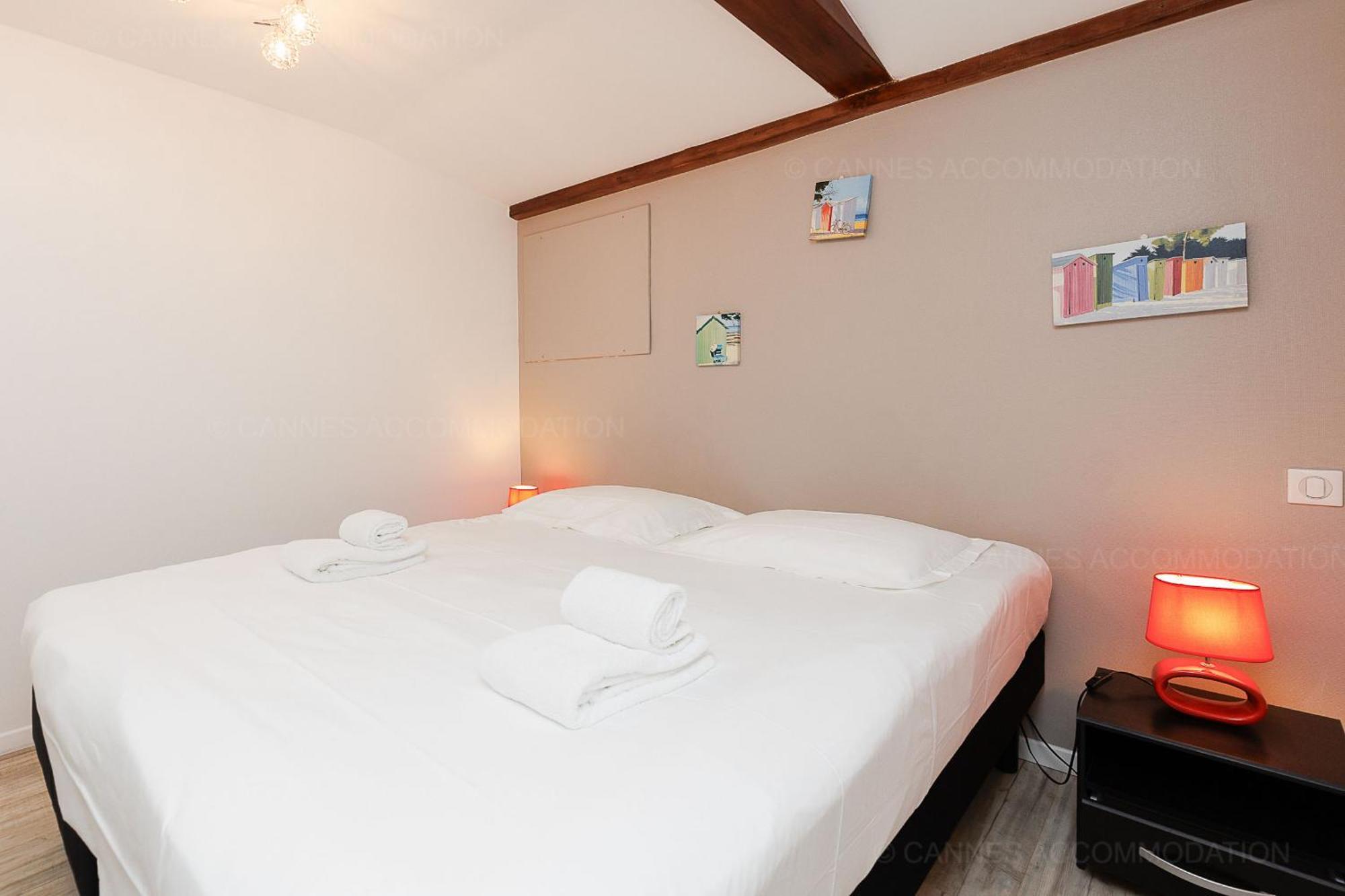 Appartement Aout 41 *