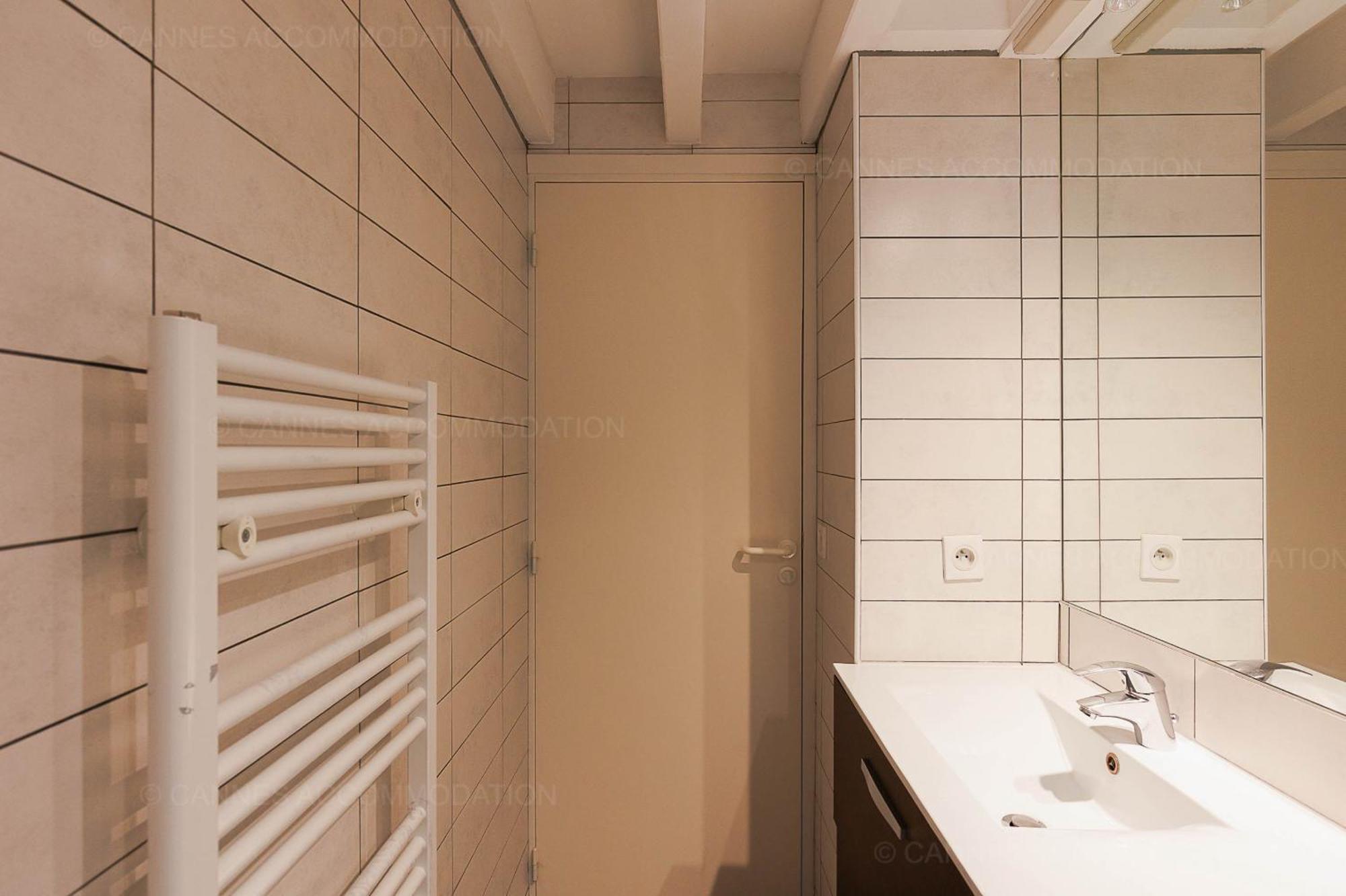 Aout 41 Appartement *